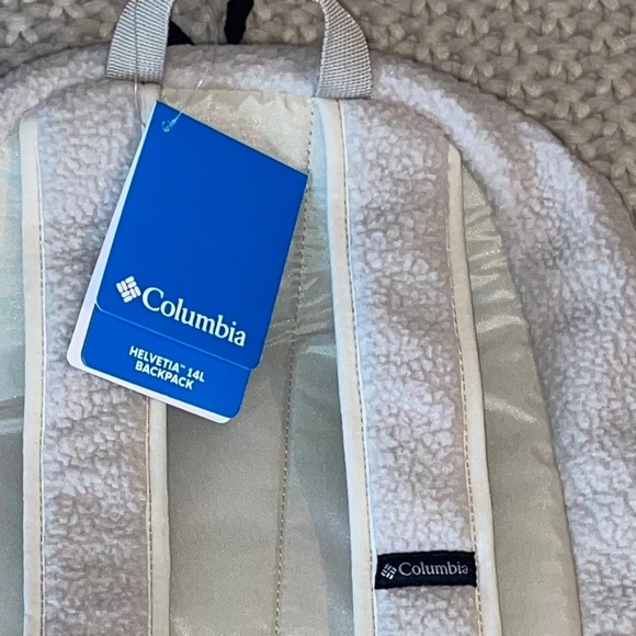 Columbia Unisex Helvetia 14L Backpack - Picture 4 of 11